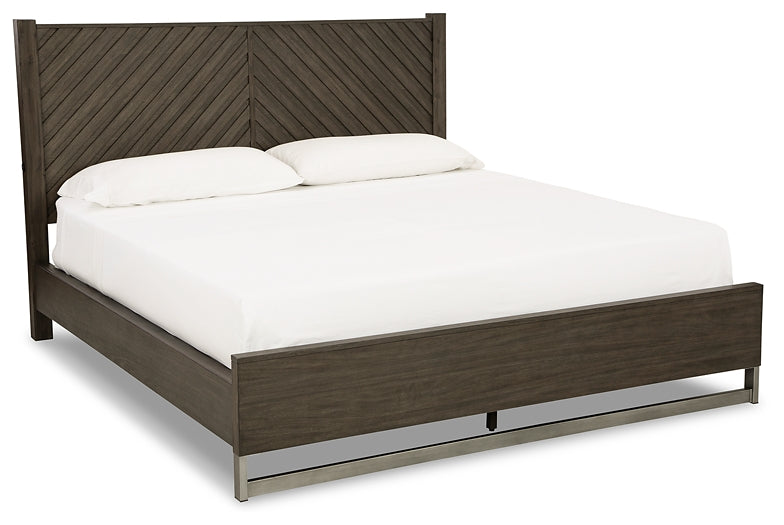 Arkenton California King Panel Bed with Mirrored Dresser