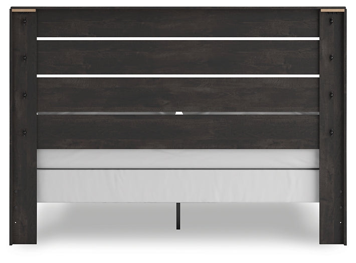 Hollivern King Panel Bed with Mirrored Dresser, Chest and Nightstand