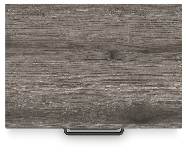 Graystorm King Panel Bed with Mirrored Dresser and Nightstand