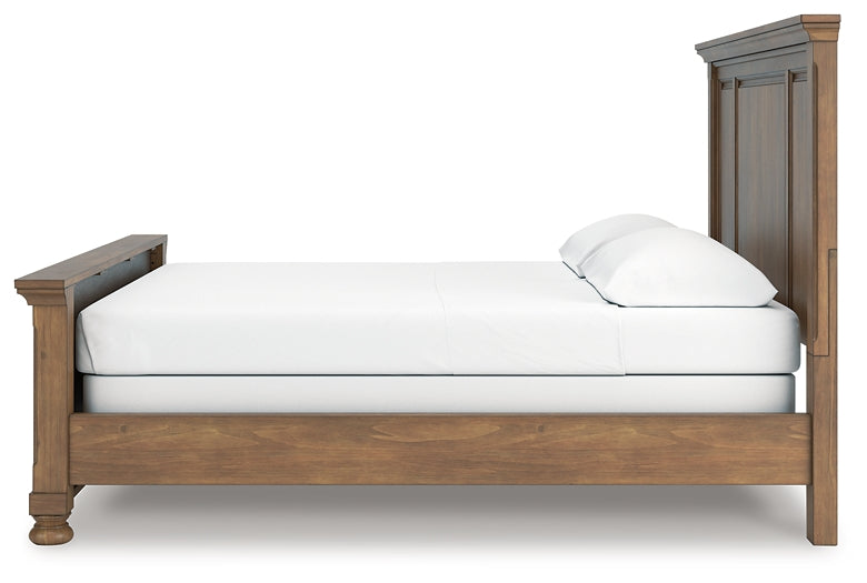 Feddinger California King Panel Bed with Mirrored Dresser