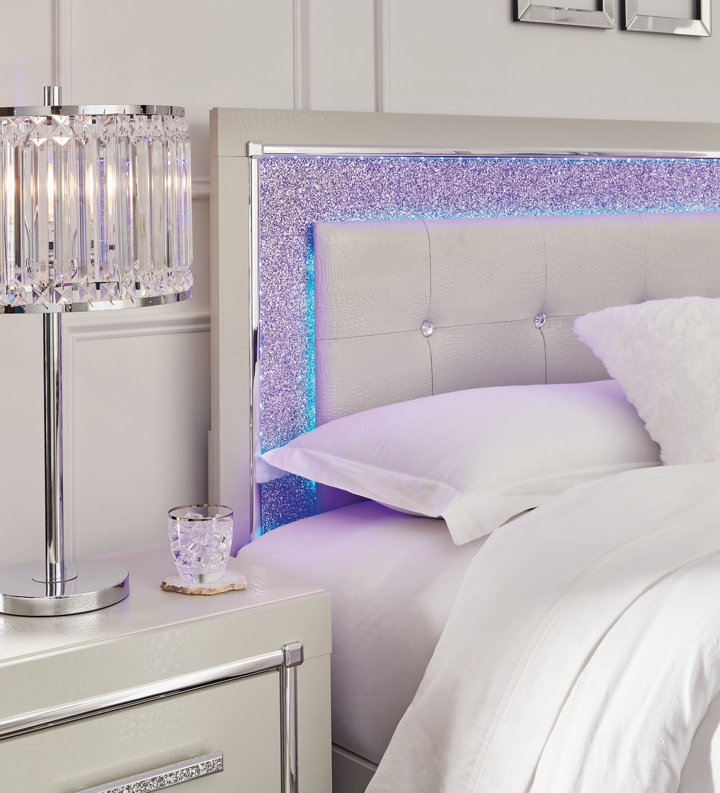Zyniden Full Upholstered Panel Headboard with Mirrored Dresser, Chest and Nightstand