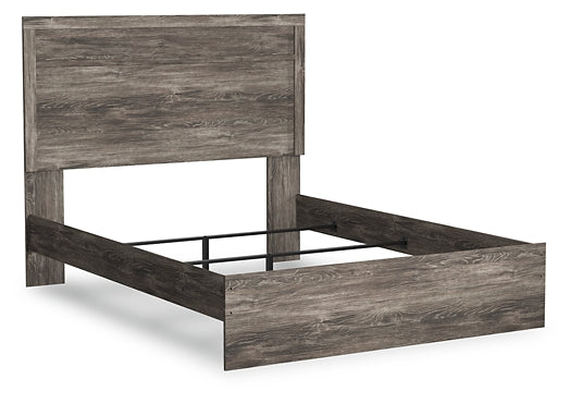 Ralinksi Queen Panel Bed with Mirrored Dresser, Chest and Nightstand