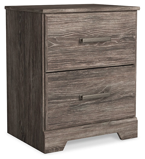 Ralinksi Queen Panel Bed with Mirrored Dresser, Chest and Nightstand