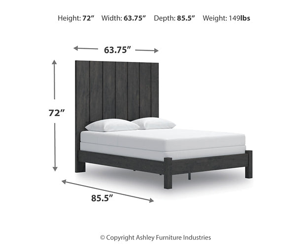 Queen Panel Bed with Mirrored Dresser