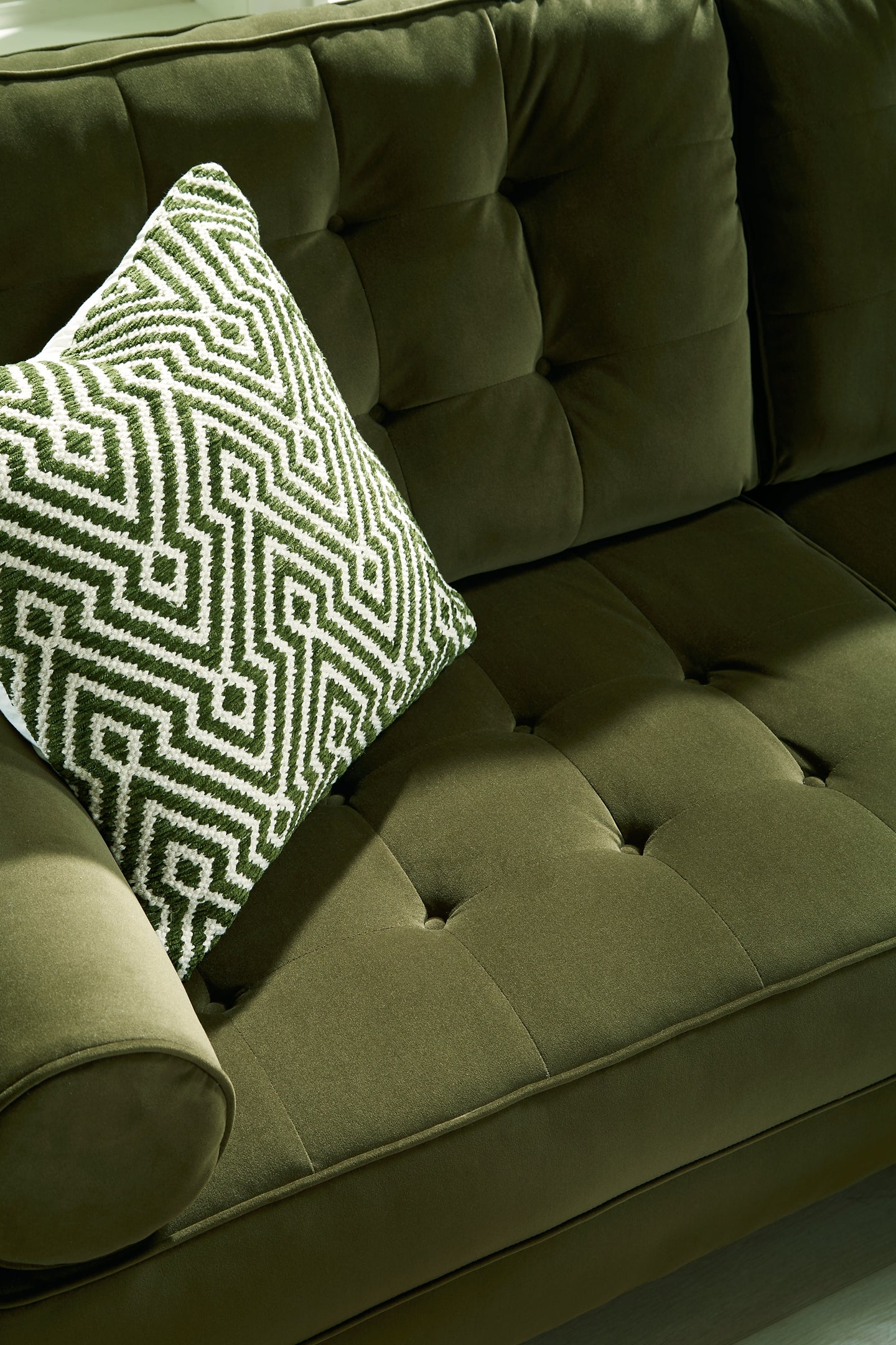 Reveon Lakes Sofa and Loveseat