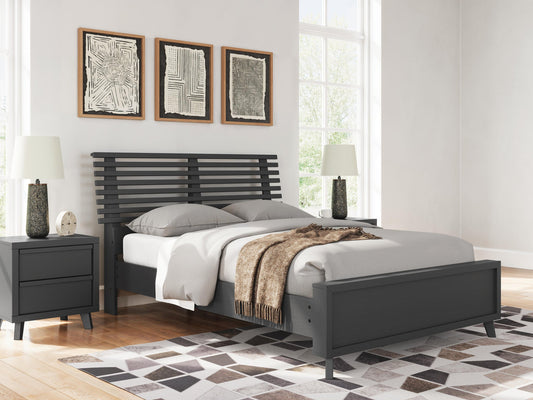 Danziar Full Slat Panel Bed