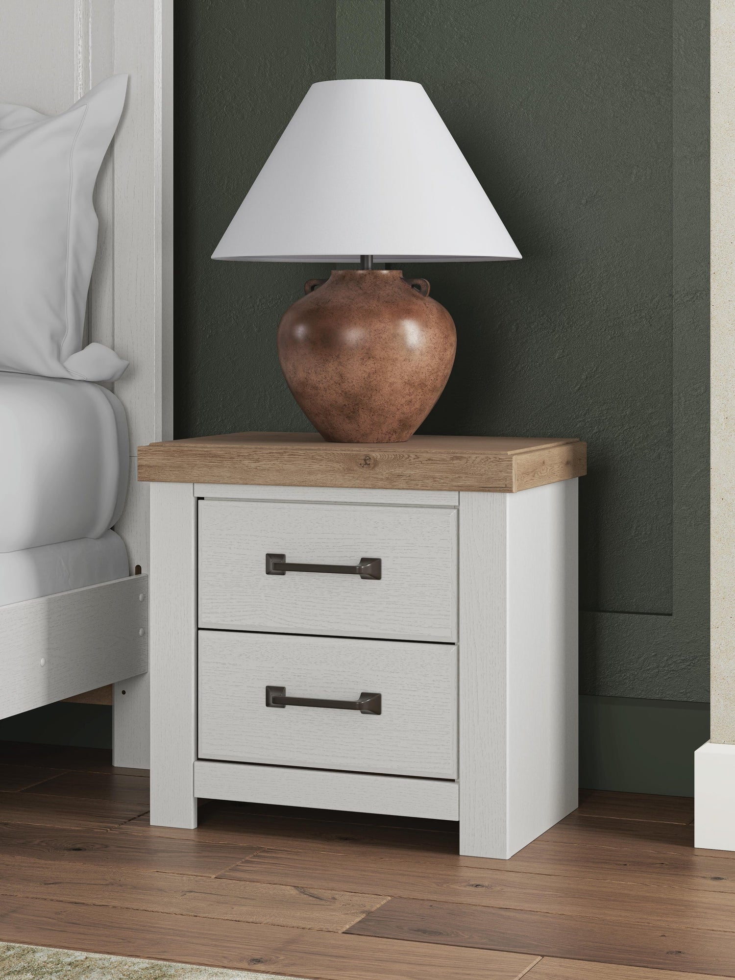 Bedroom > Night Stands