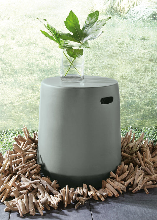 Kalmunds I/O Stool