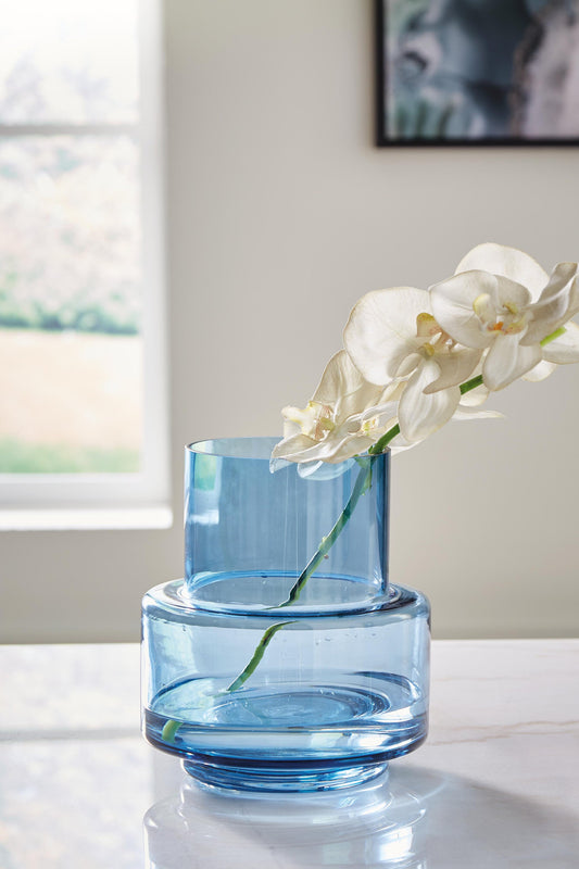 Bealen I/O Vase