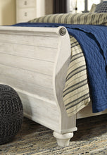 Load image into Gallery viewer, Willowton Queen Sleigh Bed
