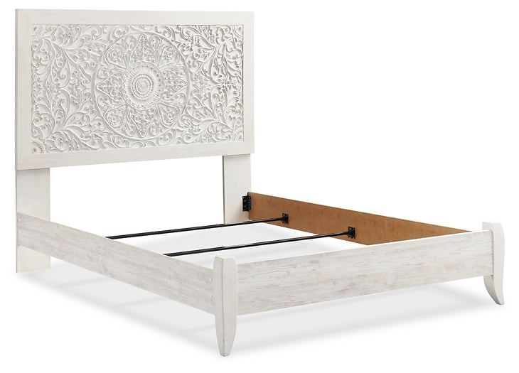 Paxberry Queen Panel Bed